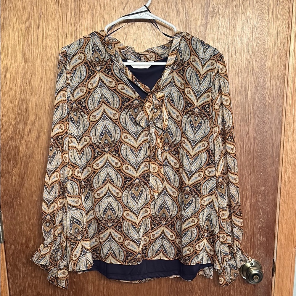 Elegant Paisley Print Blouse